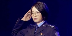 54 岁女狱警吴秋瑾：29 年改造 1900 多名罪犯，如今为何被强制休息？