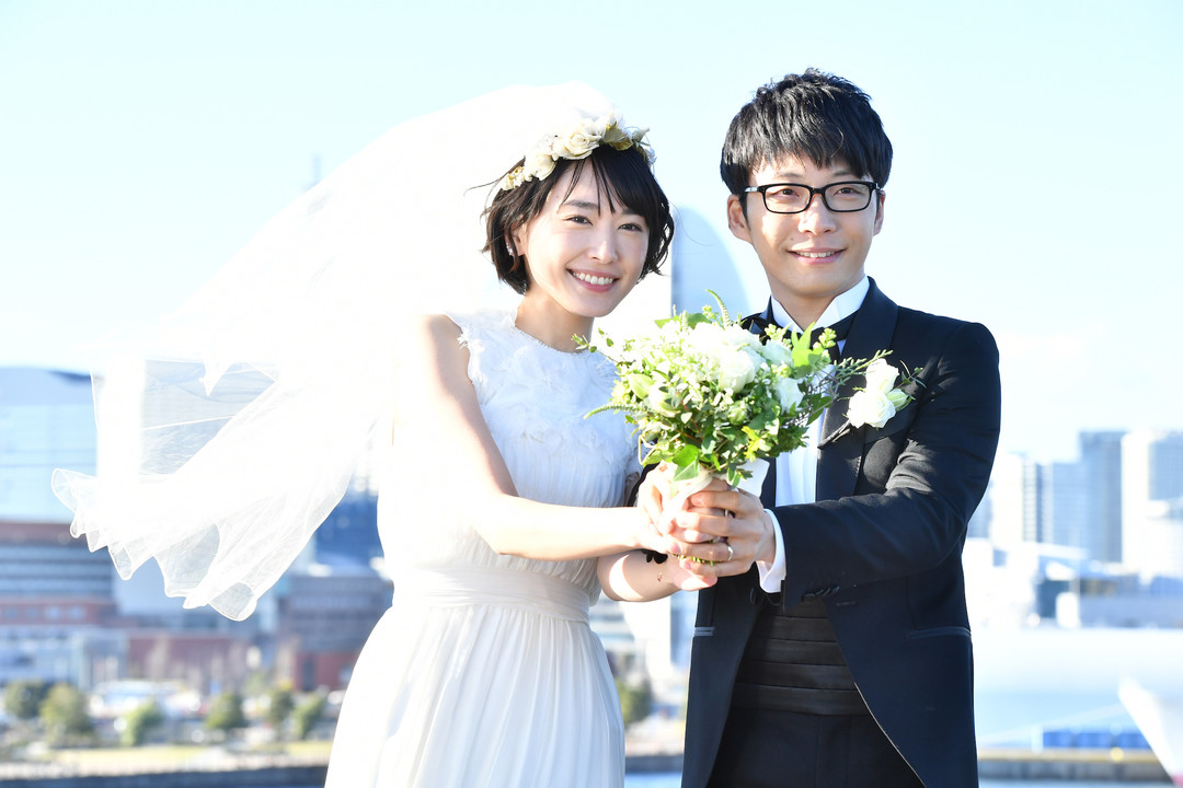 女神结婚啦！新垣结衣与星野源官宣婚讯，两人曾合作出演《逃避虽可耻但有用》